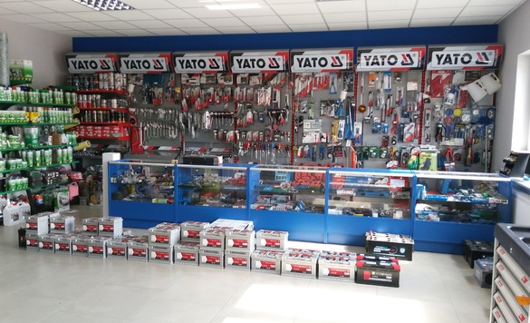 Zdjęcia sklep samochodowy INTER AUTO w Maków Mazowiecki