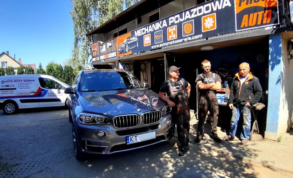 Zdjęcia warsztat samochodowy Profi Auto Serwis Paweł Kogut w Wierzchosławice