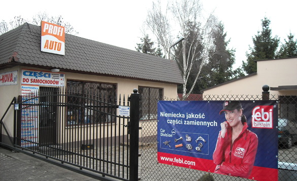 Zdjęcia sklep samochodowy AUTO-NOVA w Łęczyca